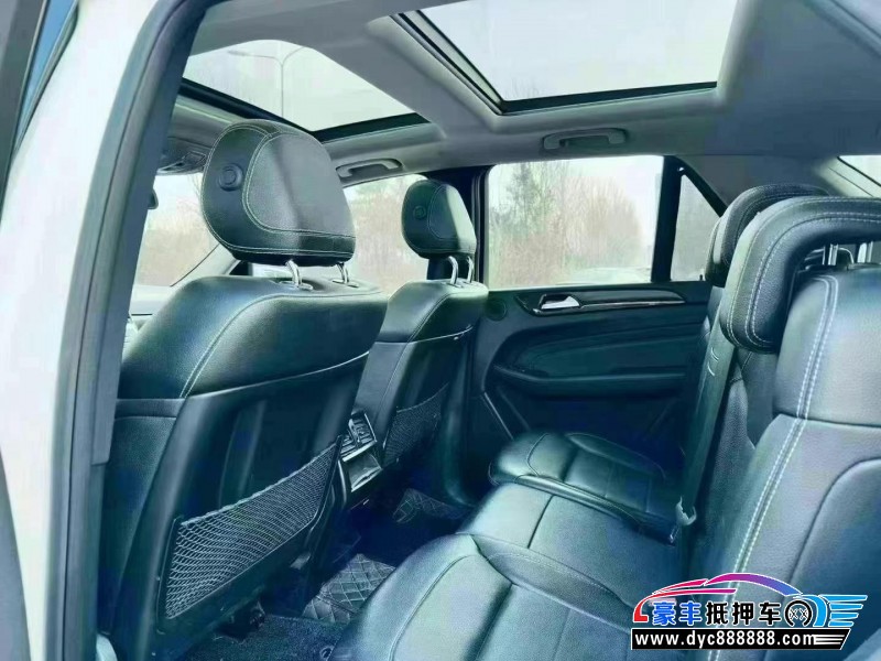 15年奔驰ML轿车抵押车出售