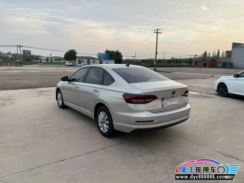 22年大众朗逸轿车抵押车出售