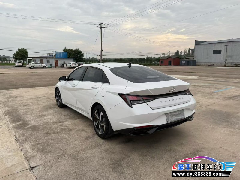 22年现代伊兰特轿车抵押车出售