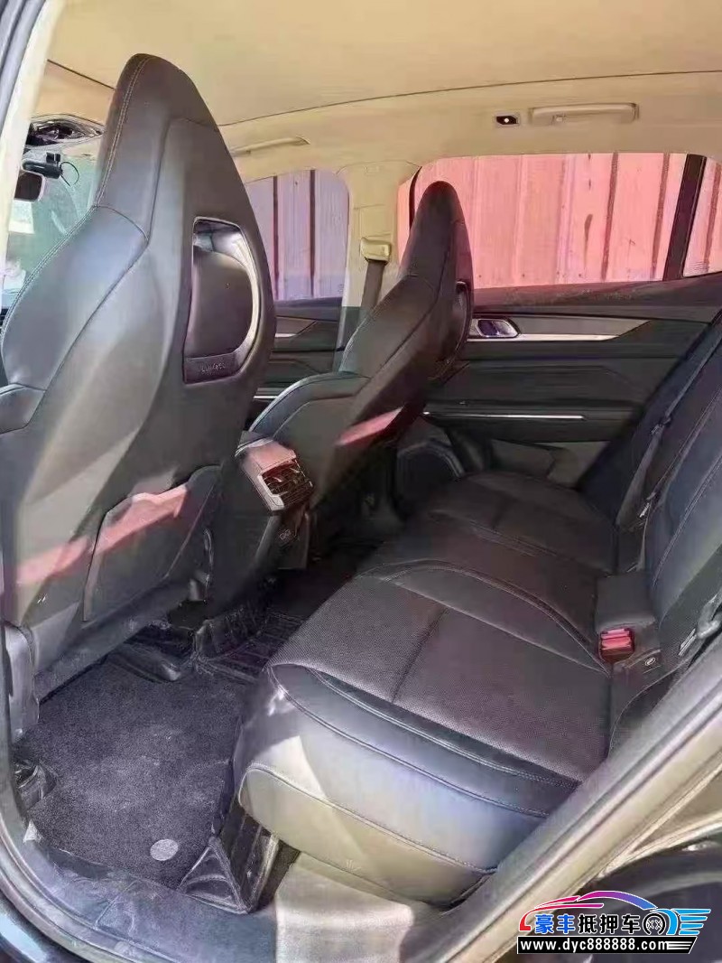 21年领克01轿车抵押车出售