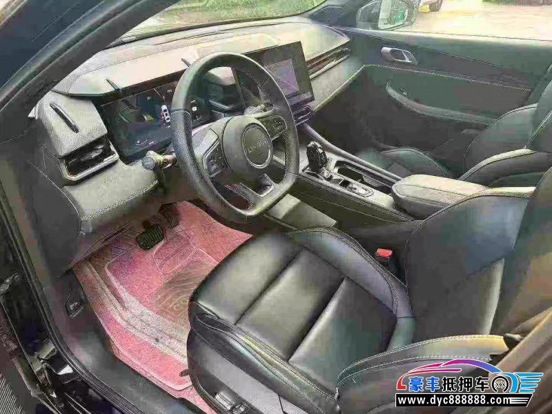 24年领克03轿车抵押车出售