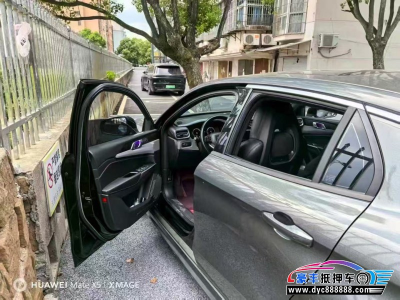 20年领克03轿车抵押车出售