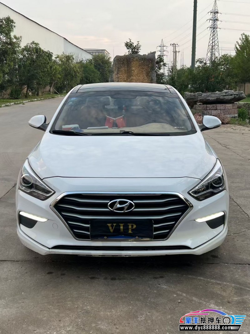 19年现代名图轿车抵押车出售