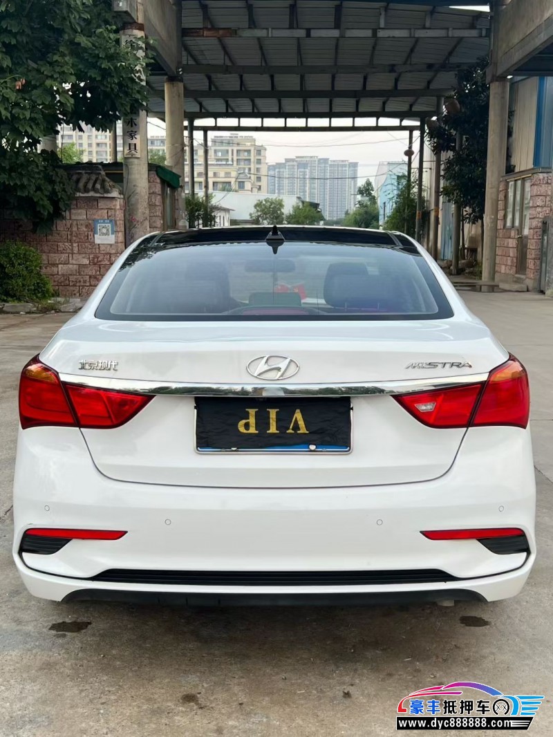 19年现代名图轿车抵押车出售