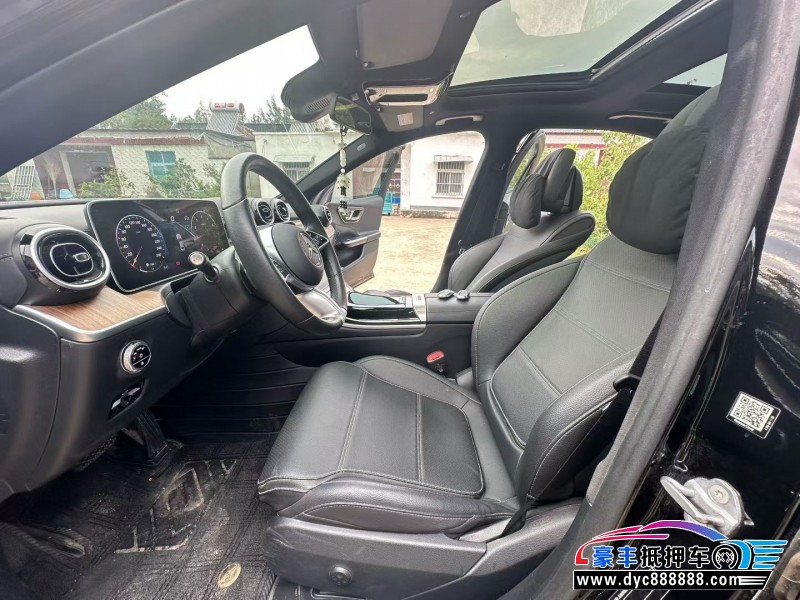 23年奔驰C轿车抵押车出售