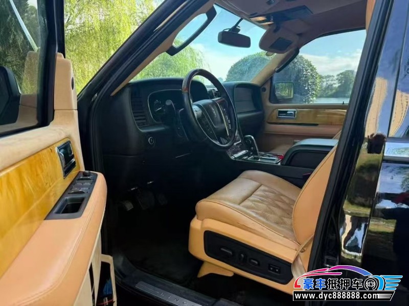 18年林肯领航员轿车抵押车出售