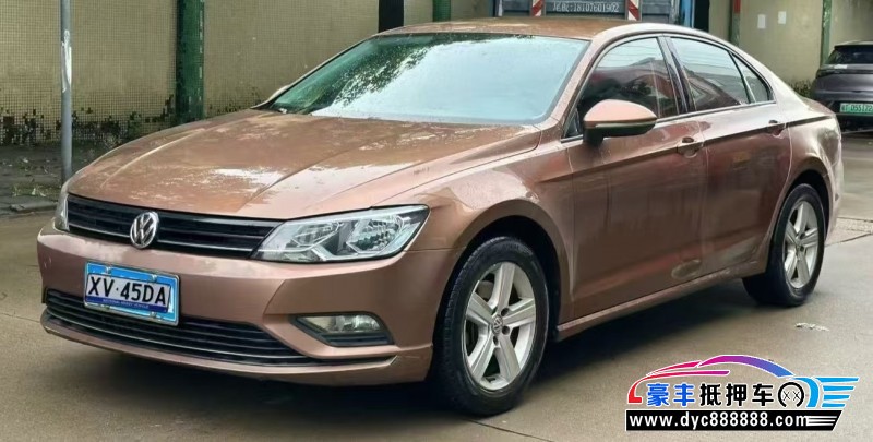 17年大众凌渡轿车抵押车出售