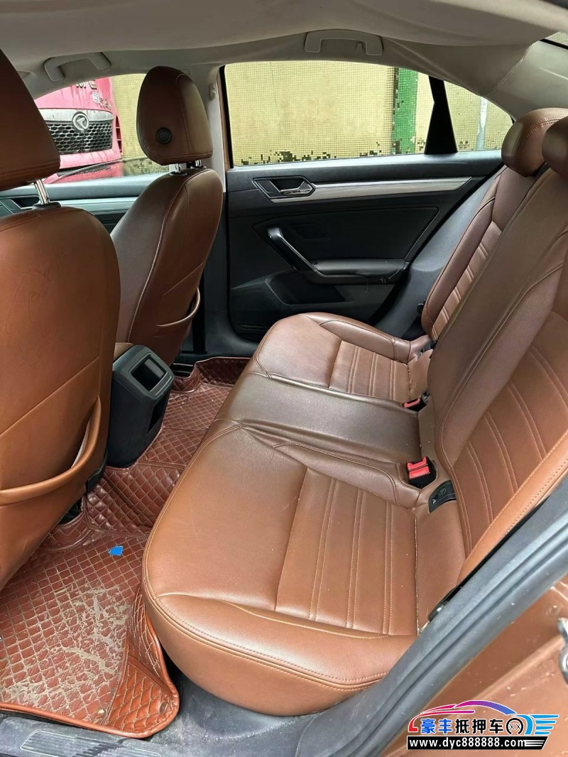 17年大众凌渡轿车抵押车出售