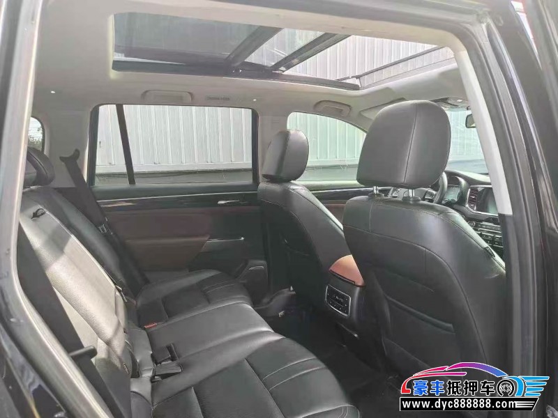 17年传祺GS8轿车抵押车出售