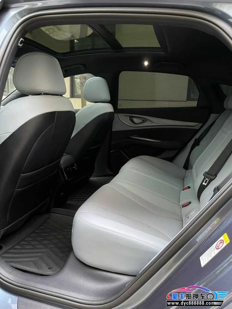 24年比亚迪海豹轿车抵押车出售