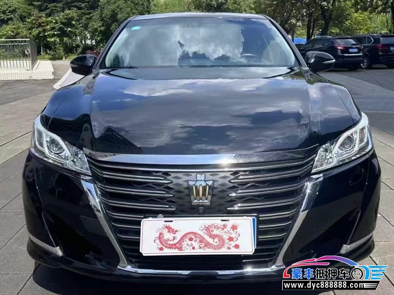 19年丰田皇冠轿车抵押车出售