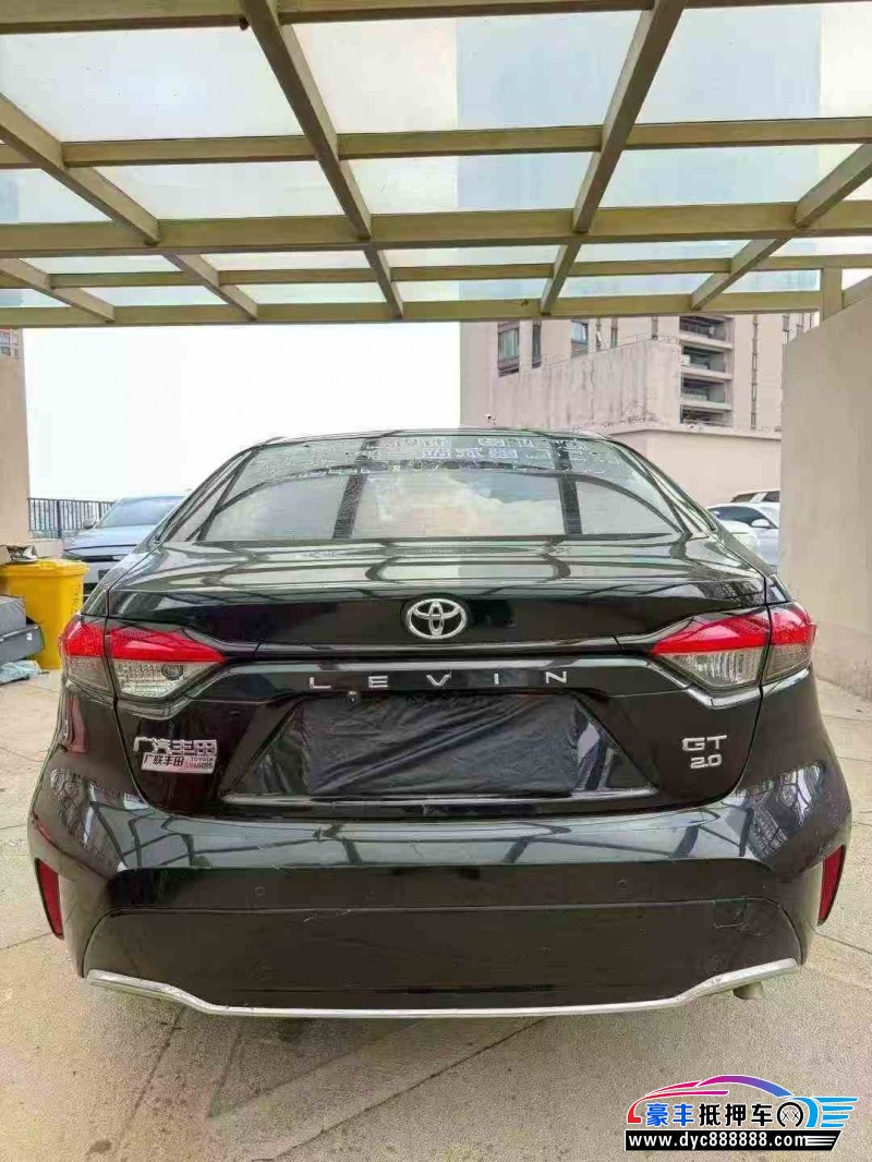 22年丰田凌尚轿车抵押车出售