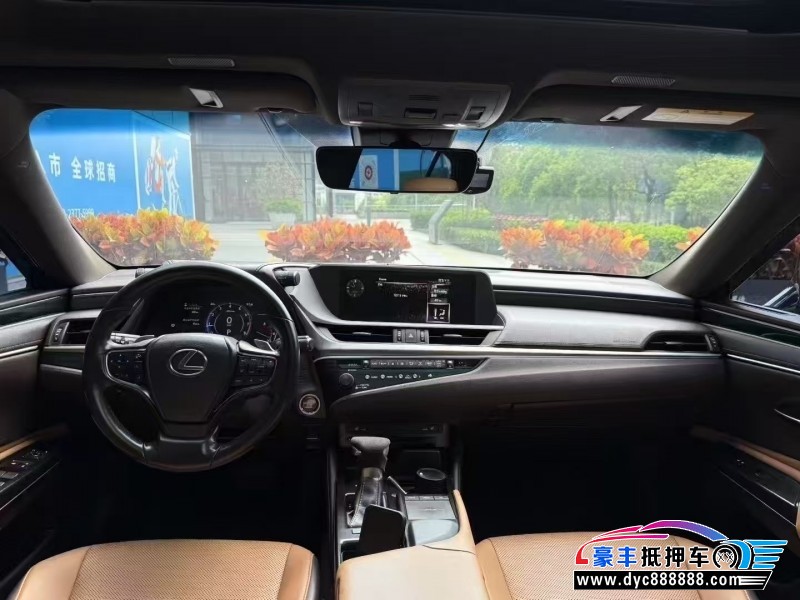 19年雷克萨斯ES轿车抵押车出售