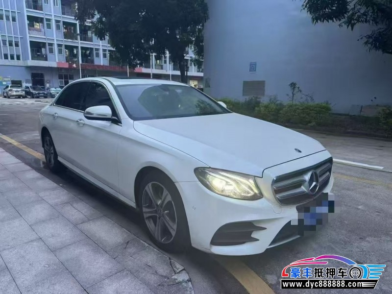 19年奔驰E轿车抵押车出售