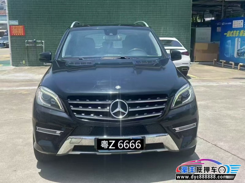 13年奔驰ML轿车抵押车出售