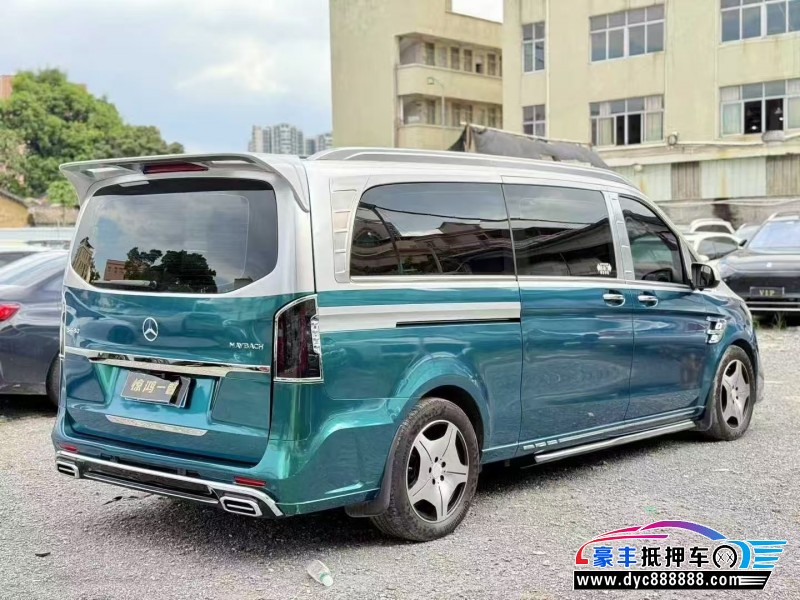 22年奔驰威霆轿车抵押车出售