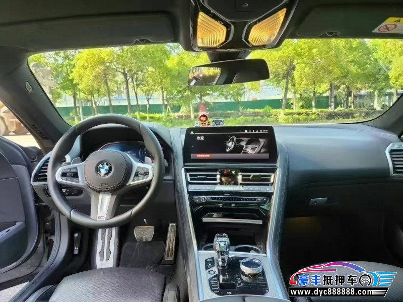 24年宝马8系轿车抵押车出售