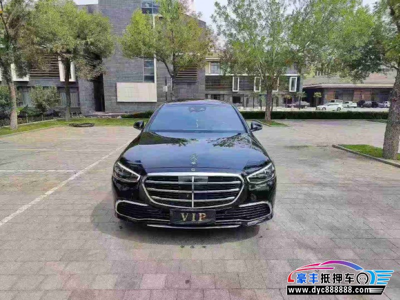 22年奔驰S轿车抵押车出售