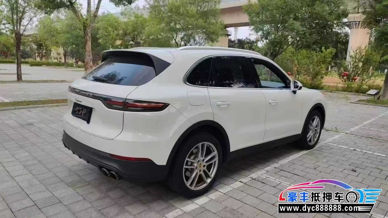 18年保时捷卡宴SUV抵押车出售