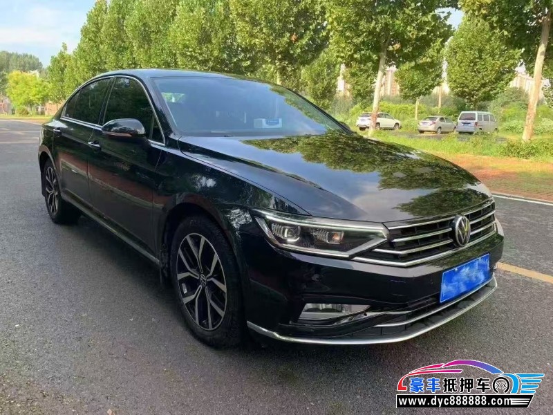 21年大众迈腾轿车抵押车出售