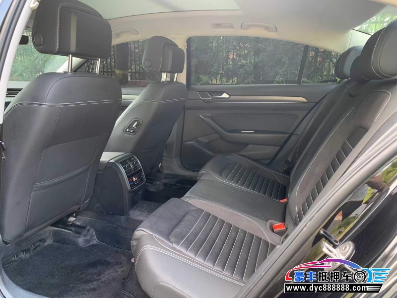 21年大众迈腾轿车抵押车出售