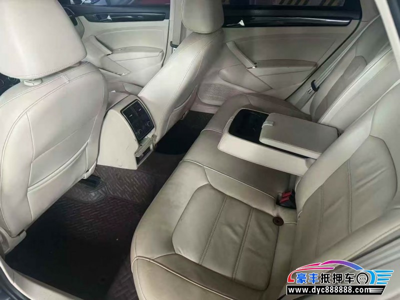 12年大众帕萨特轿车抵押车出售