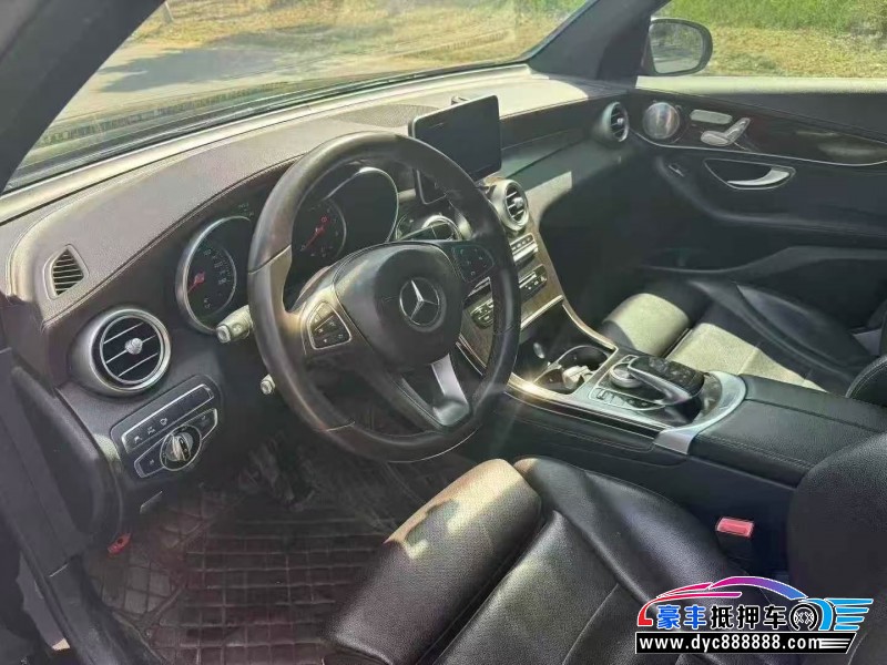 16年奔驰GLCSUV抵押车出售