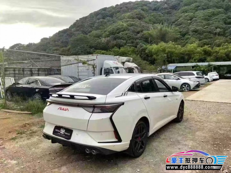 22年东风风神奕炫轿车抵押车出售