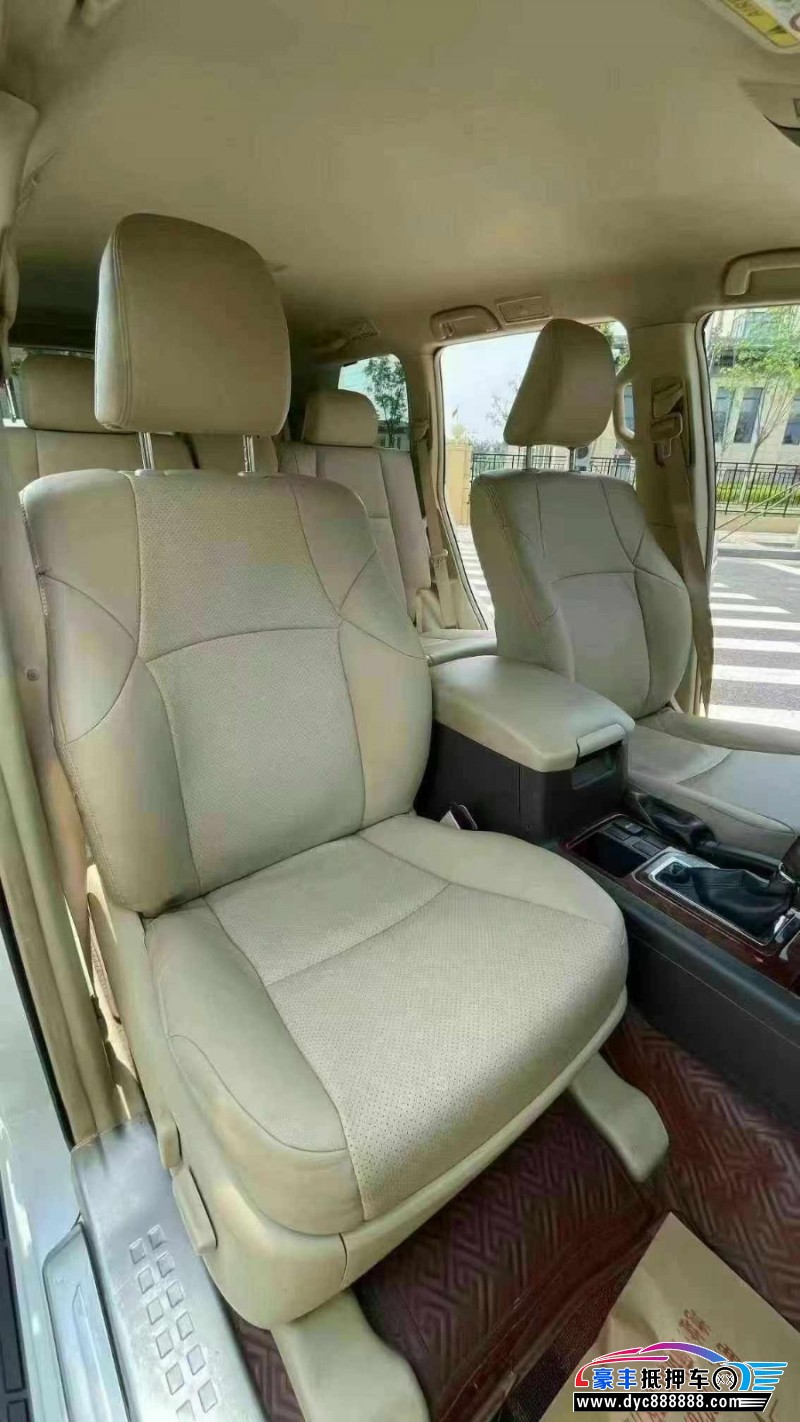 15年丰田普拉多（霸道）轿车抵押车出售