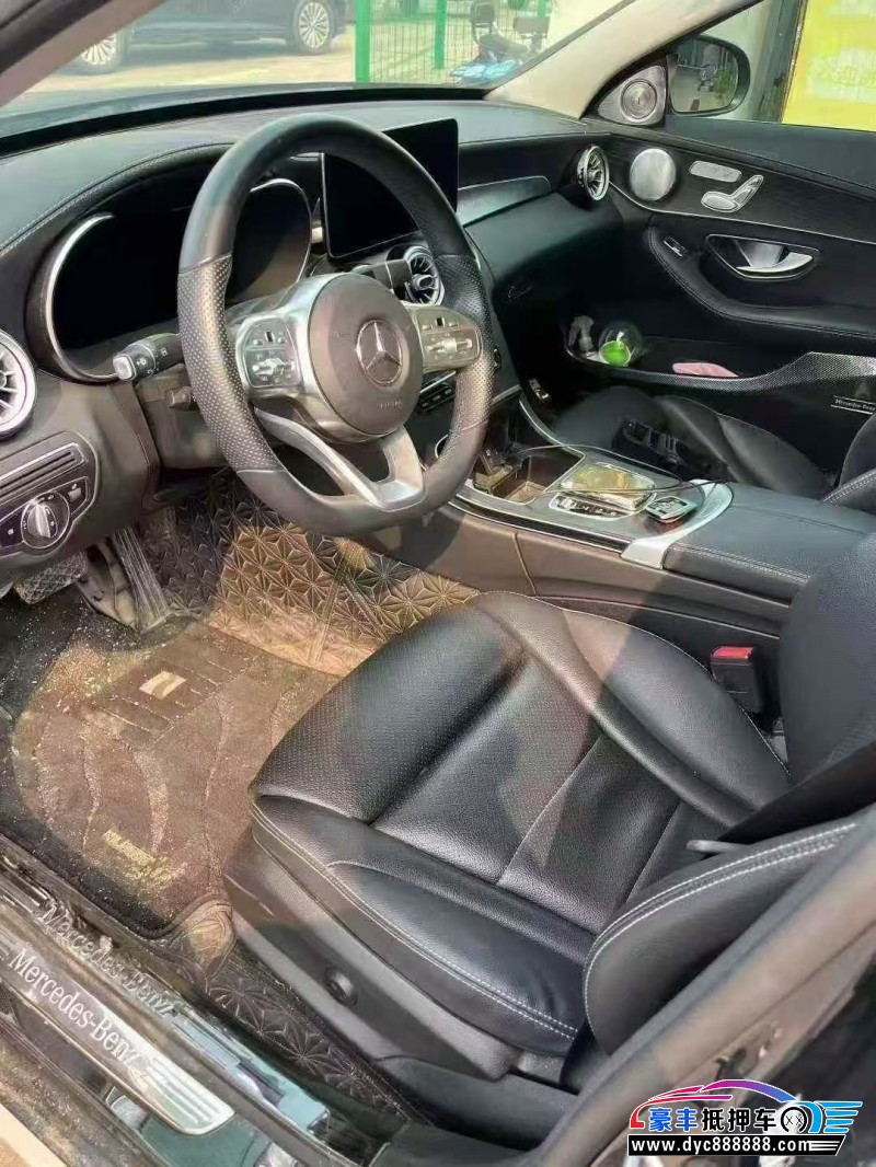 21年奔驰C轿车抵押车出售