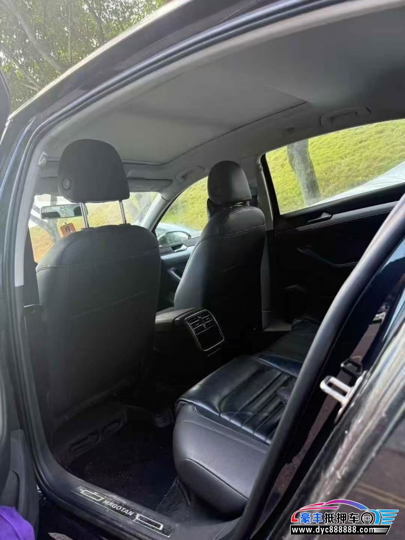 20年大众迈腾轿车抵押车出售