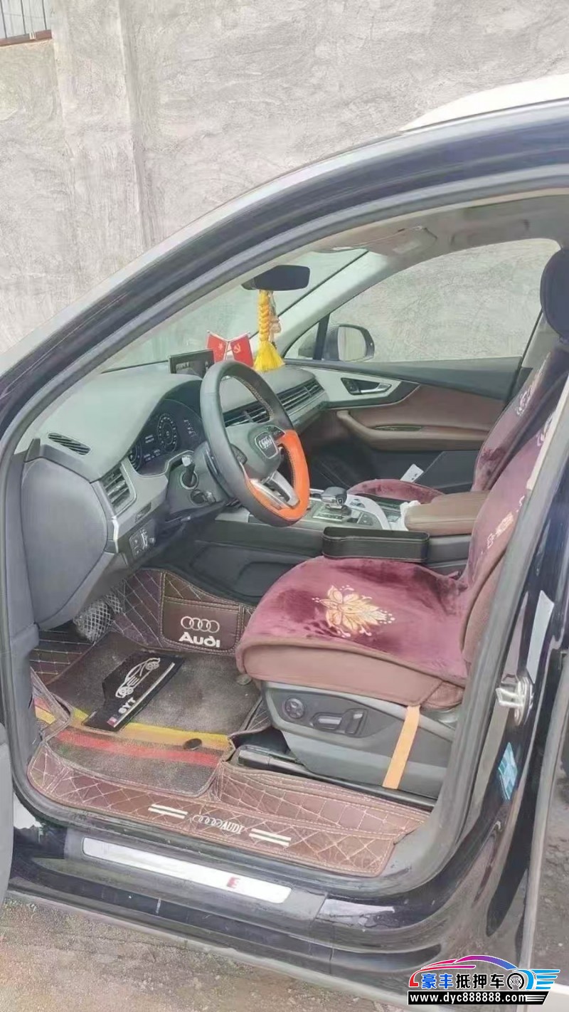 19年奥迪Q7轿车抵押车出售