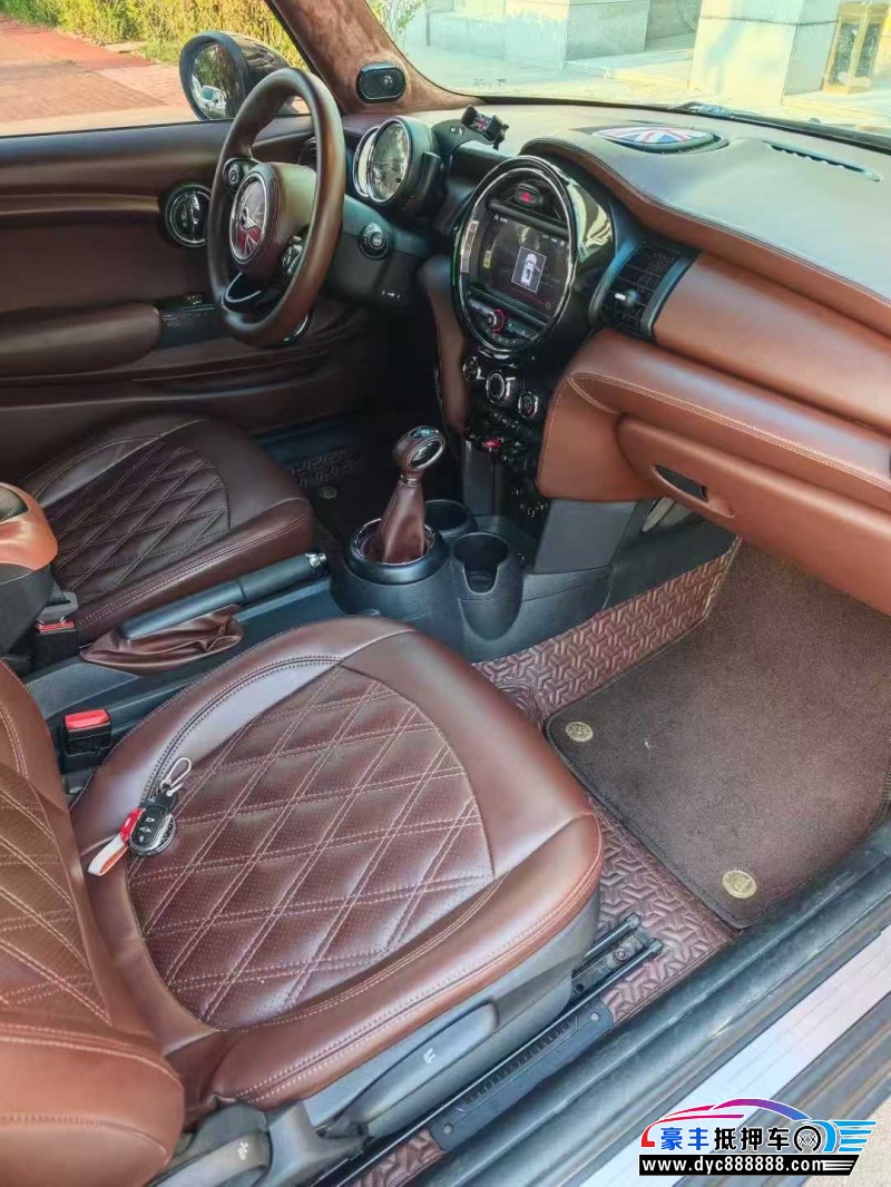 15年宝马MINI轿车抵押车出售