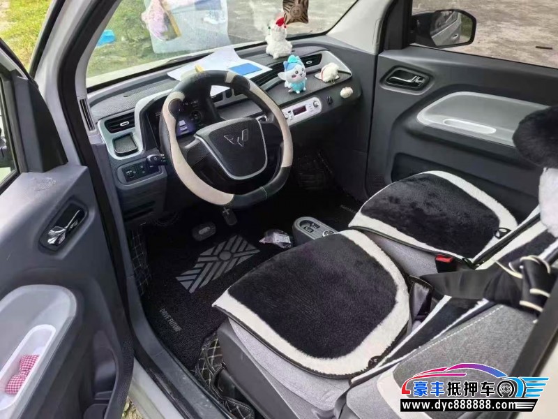 22年五菱汽车迷你轿车抵押车出售