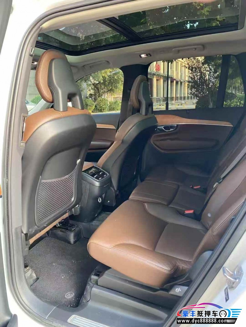 20年沃尔沃XC90轿车抵押车出售