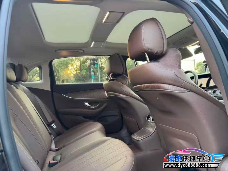 23年奔驰E轿车抵押车出售