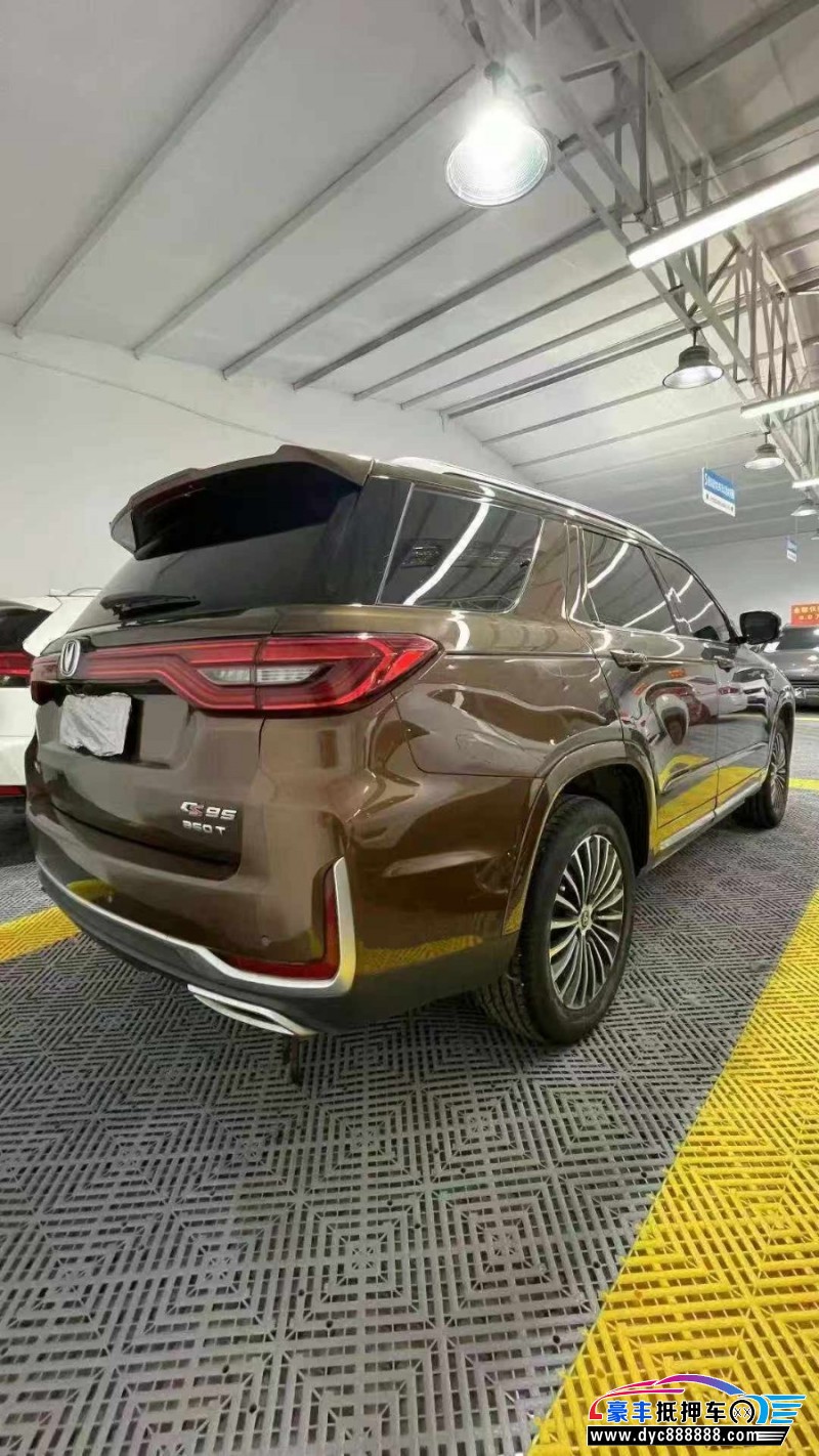 19年长安长安CS95轿车抵押车出售