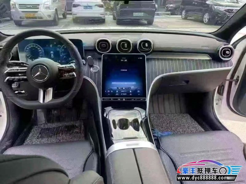 22年奔驰C轿车抵押车出售