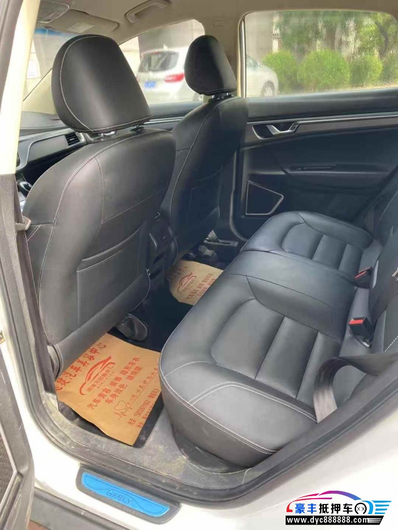 17年吉利帝豪GS轿车抵押车出售