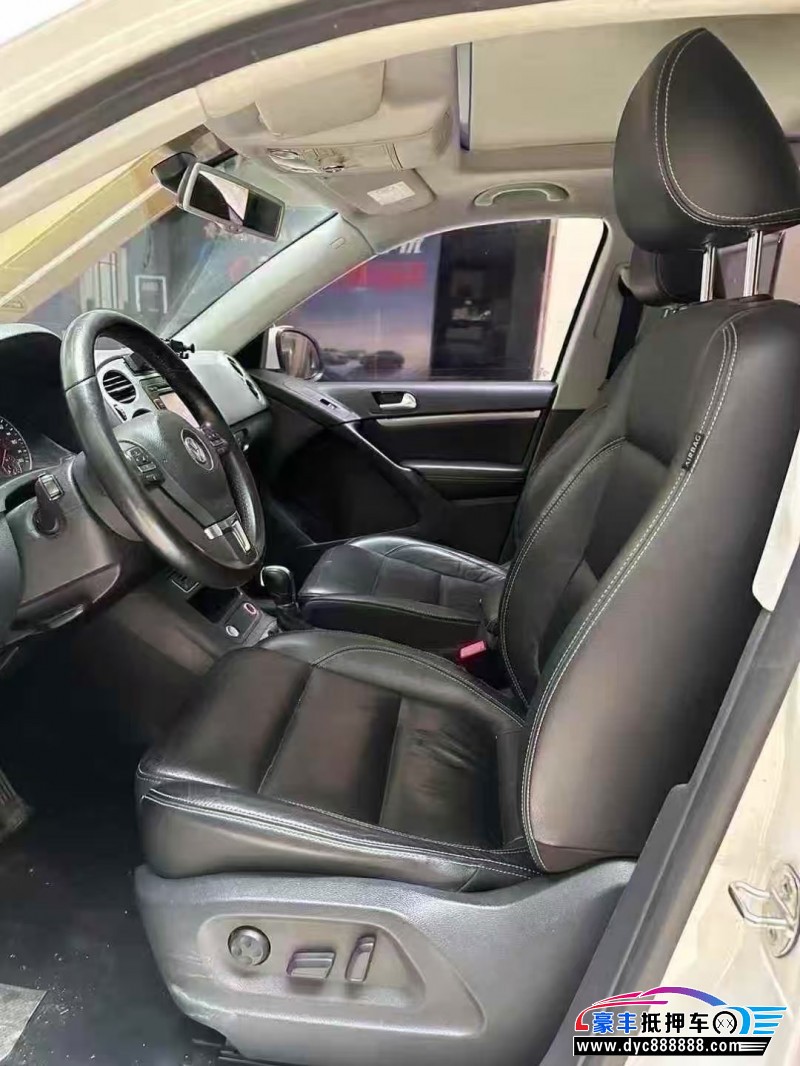 16年大众途观轿车抵押车出售