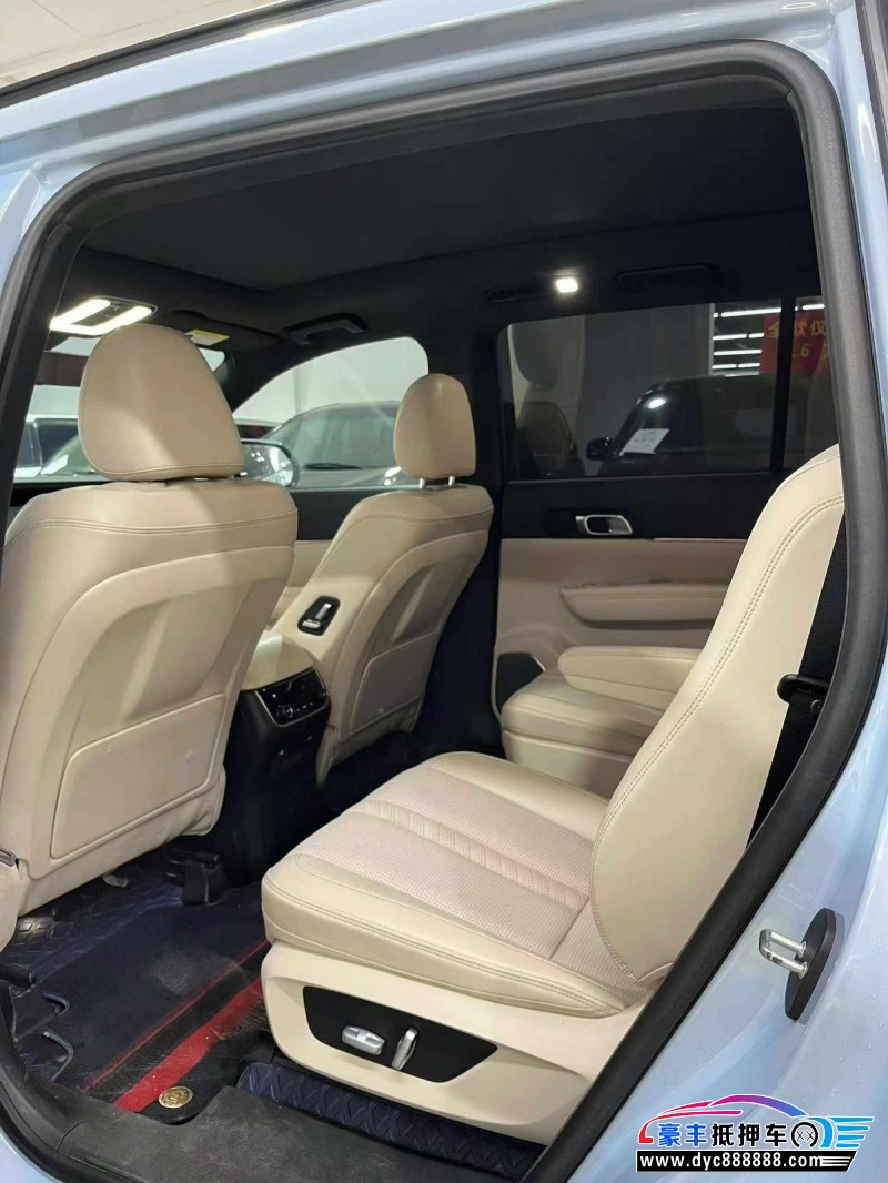 20年理想ONE轿车抵押车出售