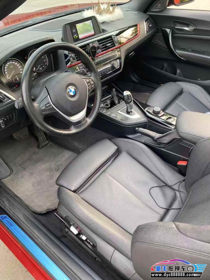 20年宝马2系轿车抵押车出售