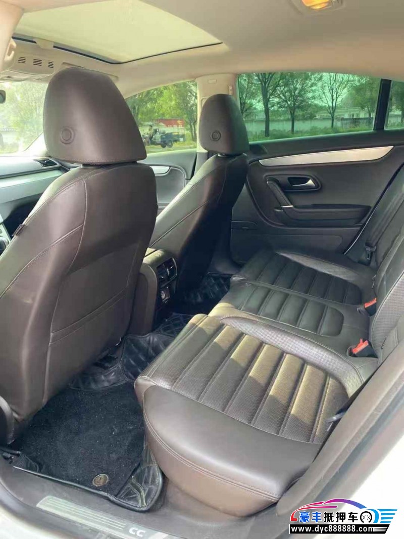 18年大众CC轿车抵押车出售