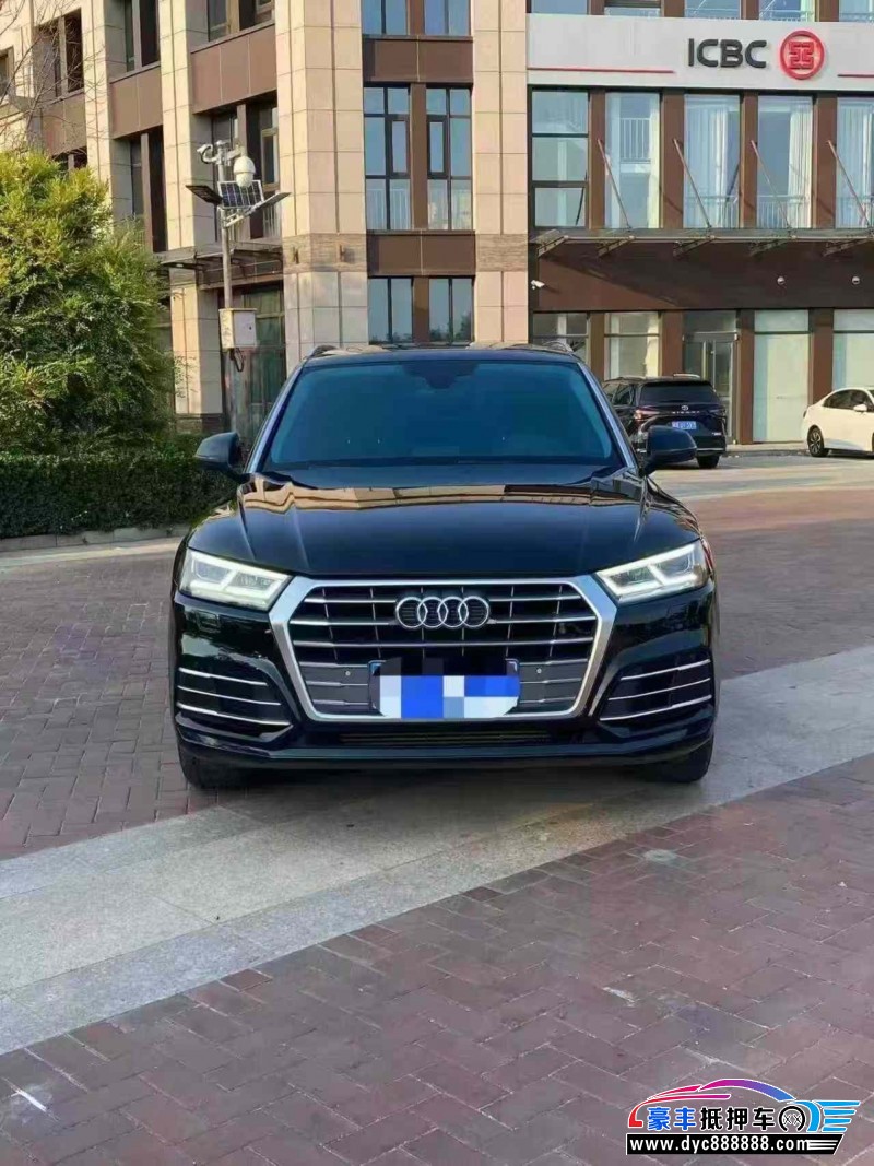 18年奥迪Q5轿车抵押车出售
