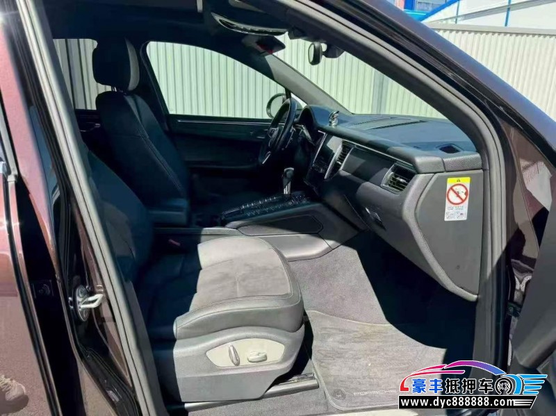 16年保时捷Macan迈凯轿车抵押车出售