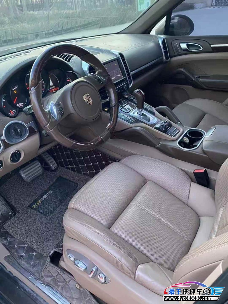 12年保时捷卡宴轿车抵押车出售