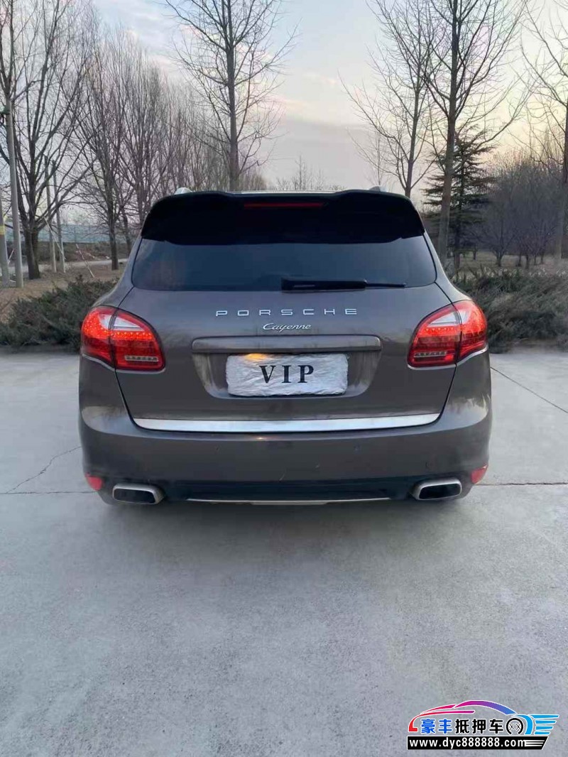 12年保时捷卡宴轿车抵押车出售
