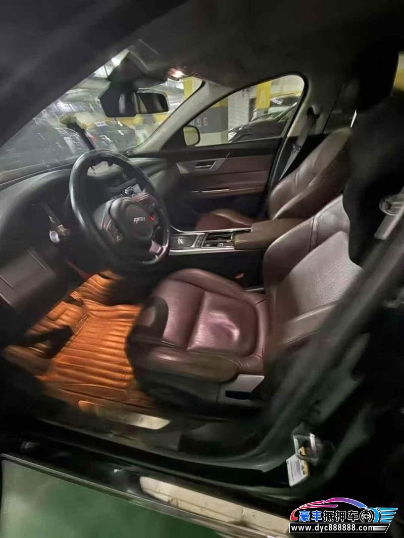 17年捷豹XFL轿车抵押车出售