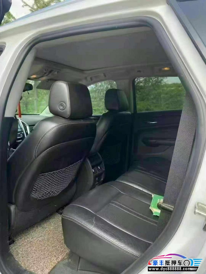 15年凯迪拉克SRX轿车抵押车出售