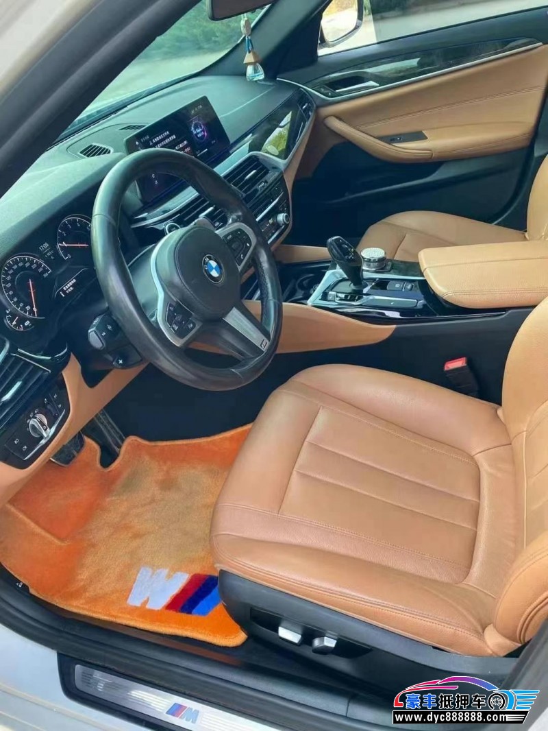 18年宝马5系轿车抵押车出售